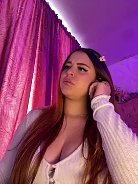 Snapshot of April_Beckett1 chatting on December 11, 2024, 1:49 pm April Beckett1 online show from December 11, 2024, 1:49 pm