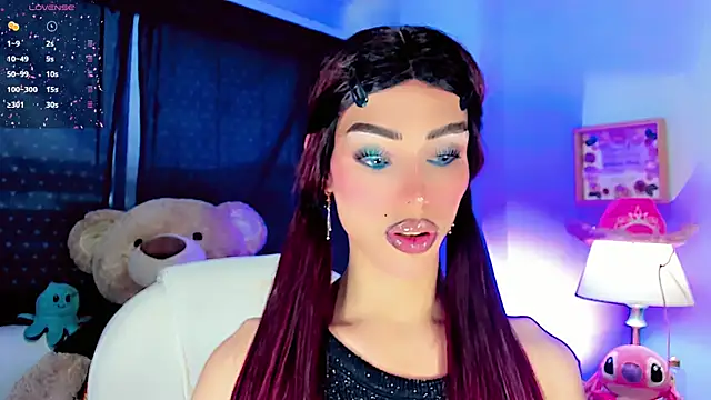 dollswit01 online show from February 7, 2025, 8:20 pm