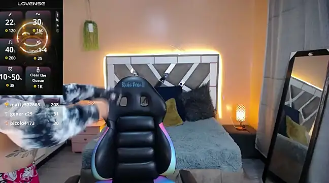 Scarllett BDSM online show from December 6, 2024, 9:43 am