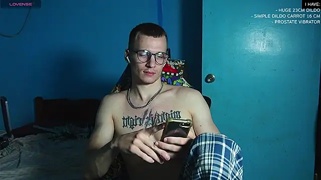 mickeypict online show from March 14, 2025, 12:51 pm