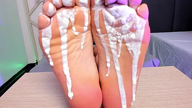 SophieHarris  online show from February 12, 2025, 12:37 am