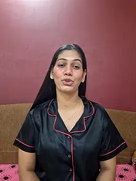 Garima G online show from November 23, 2025, 5:35 pm