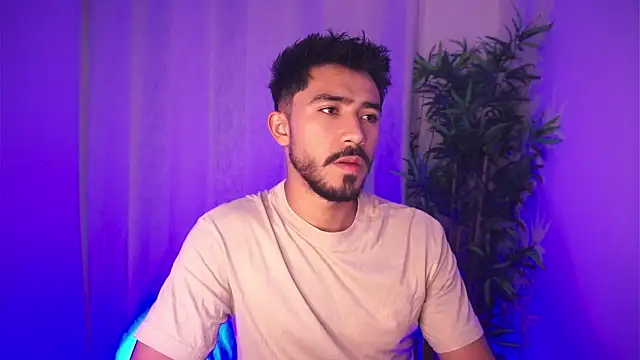 dam0n fr0st online show from March 25, 2026, 9:43 pm