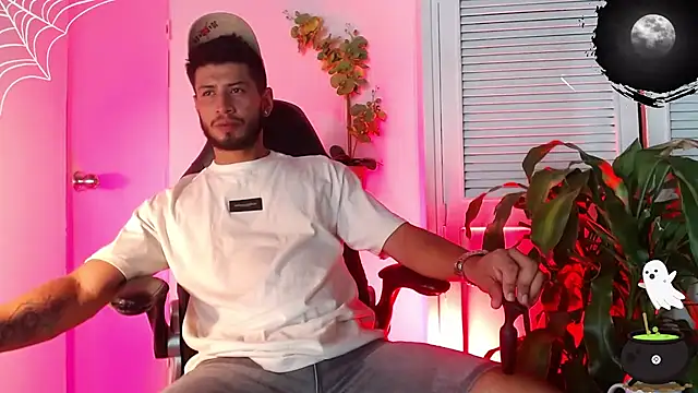 Colby brown03 online show from October 9, 2025, 7:12 pm