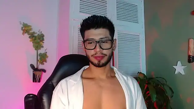 Snapshot of Colby_brown03 chatting on November 19, 2025, 7:47 pm Colby brown03 online show from November 19, 2025, 7:47 pm