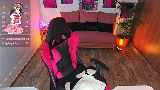 annieesweett online show from February 11, 2025, 9:46 pm