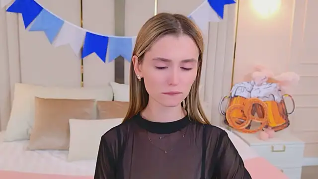 Snapshot of MarybethSnow chatting on September 26, 2025, 5:06 pm MarybethSnow online show from September 26, 2025, 5:06 pm