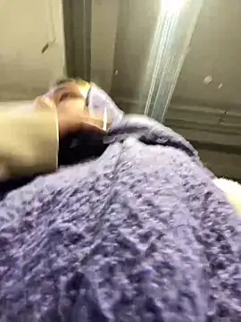 SuzieMurray online show from December 17, 2024, 9:17 am