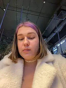 SuzieMurray online show from December 20, 2024, 1:00 pm