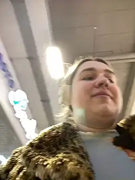 SuzieMurray online show from March 20, 2025, 8:20 am