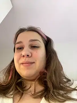 SuzieMurray online show from October 2, 2025, 10:11 am