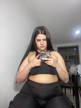 Snapshot of kimberlyhills1 chatting on December 17, 2024, 3:50 am kimberlyhills1 online show from December 17, 2024, 3:50 am