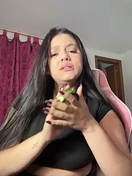 Snapshot of kimberlyhills1 chatting on February 6, 2025, 1:38 am kimberlyhills1 online show from February 6, 2025, 1:38 am