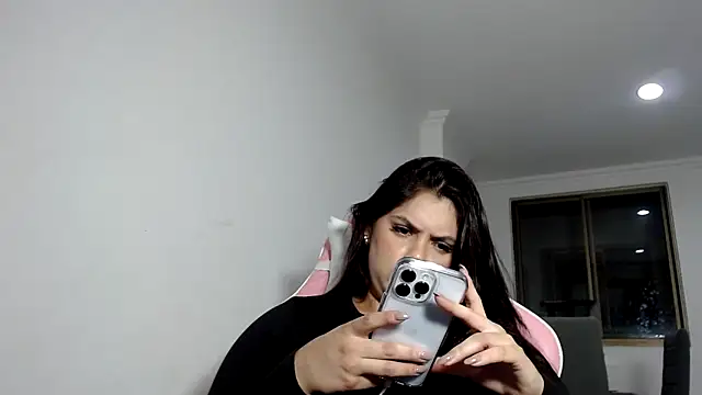 Snapshot of kimberlyhills1 chatting on March 10, 2025, 11:06 pm kimberlyhills1 online show from March 10, 2025, 11:06 pm