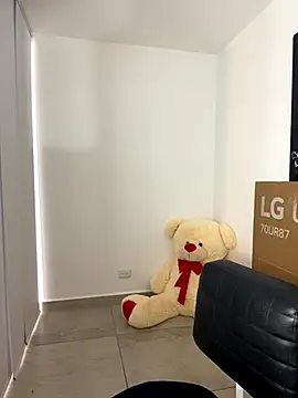 Snapshot of kimberlyhills1 chatting on November 6, 2025, 7:59 pm kimberlyhills1 online show from November 6, 2025, 7:59 pm