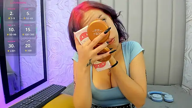 AlexaFoxy18 online show from February 24, 2026, 7:28 am