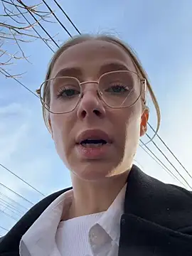 CaseyStar online show from February 2, 2025, 9:08 am