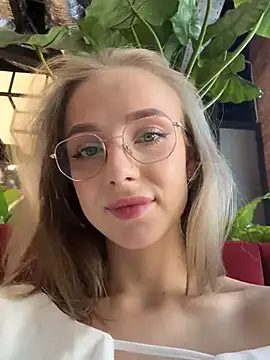 CaseyStar online show from February 27, 2025, 9:43 am