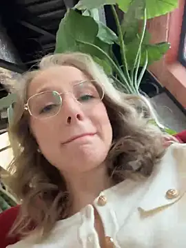 CaseyStar online show from March 20, 2025, 9:48 am