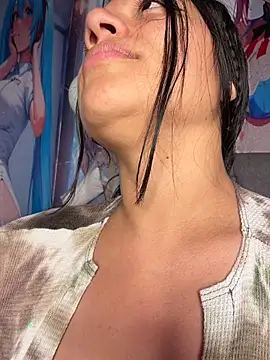 Im Little online show from May 20, 2026, 3:24 am
