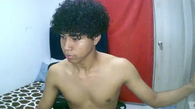 sexy diamante  online show from January 16, 2026, 12:58 am