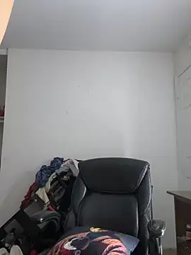 Snapshot of Mhmoodyi chatting on December 1, 2025, 8:58 pm Mhmoodyi online show from December 1, 2025, 8:58 pm