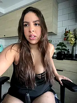 brazilianbbinuk online show from November 18, 2025, 8:41 am