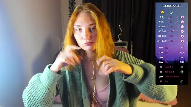 ReddHotPipper online show from December 5, 2024, 1:36 am