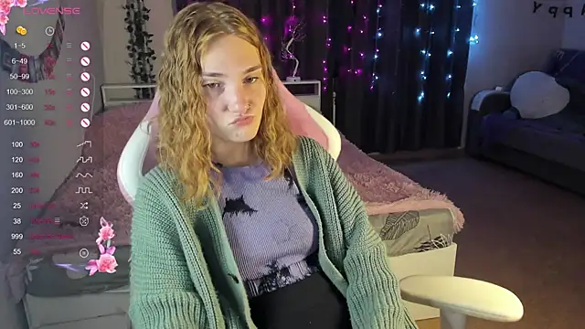 ReddHotPipper online show from December 27, 2024, 1:11 am