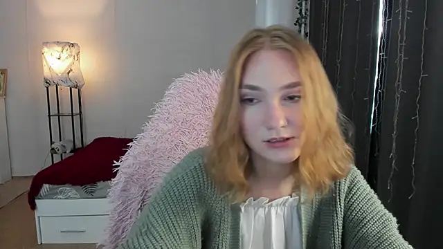 ReddHotPipper online show from September 16, 2025, 2:23 am