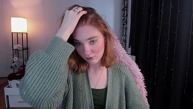 ReddHotPipper online show from October 12, 2025, 2:54 am