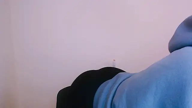 MissOliviaa  online show from January 15, 2025, 8:41 am