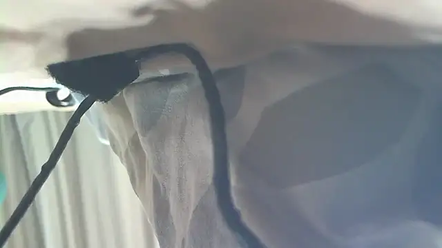 denxxx1992 online show from November 20, 2025, 2:17 pm