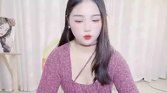 Snapshot of SU__SU chatting on January 1, 2025, 2:09 pm SU SU online show from January 1, 2025, 2:09 pm