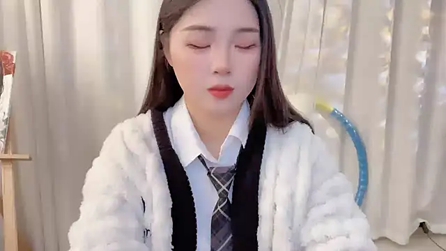 Snapshot of SU__SU chatting on January 7, 2025, 7:31 am SU SU online show from January 7, 2025, 7:31 am