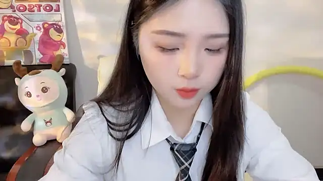 Snapshot of SU__SU chatting on March 2, 2025, 7:10 am SU SU online show from March 2, 2025, 7:10 am