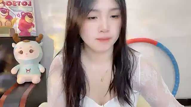 Snapshot of SU__SU chatting on March 3, 2025, 4:36 am SU SU online show from March 3, 2025, 4:36 am