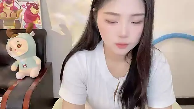 Snapshot of SU__SU chatting on March 13, 2025, 7:31 am SU SU online show from March 13, 2025, 7:31 am