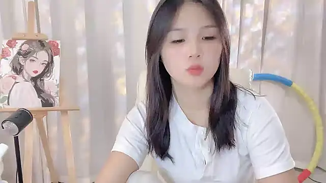 Snapshot of SU__SU chatting on September 12, 2025, 5:18 am SU SU online show from September 12, 2025, 5:18 am