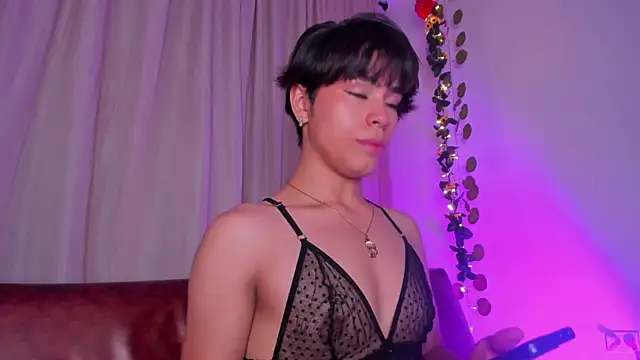 Little michell online show from September 20, 2025, 4:35 am