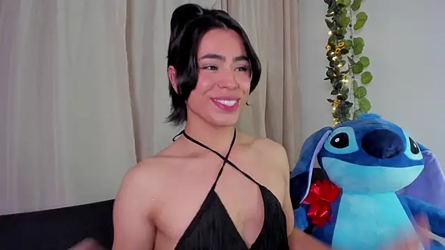 Little michell online show from April 7, 2026, 2:45 am