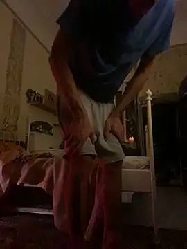 Snapshot of otikatseikaip3r chatting on November 4, 2025, 3:27 am otikatseikaip3r online show from November 4, 2025, 3:27 am