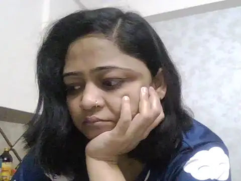 manvi199407 online show from November 5, 2025, 10:04 am