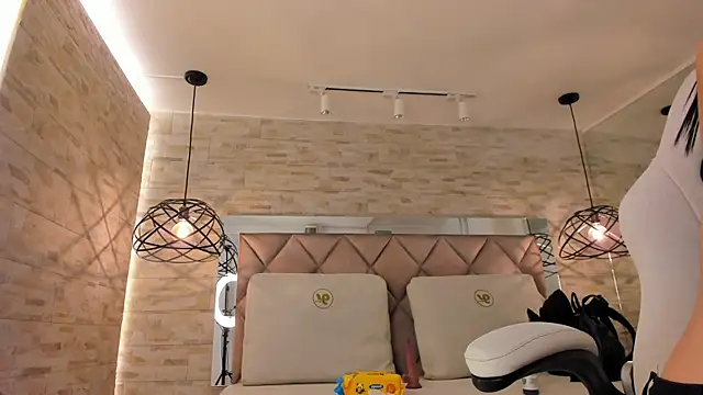 dorothy vegga online show from February 14, 2025, 7:28 am