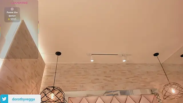 dorothy vegga online show from October 18, 2025, 4:04 am