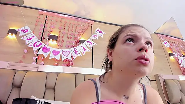 dorothy vegga online show from February 12, 2026, 4:07 am