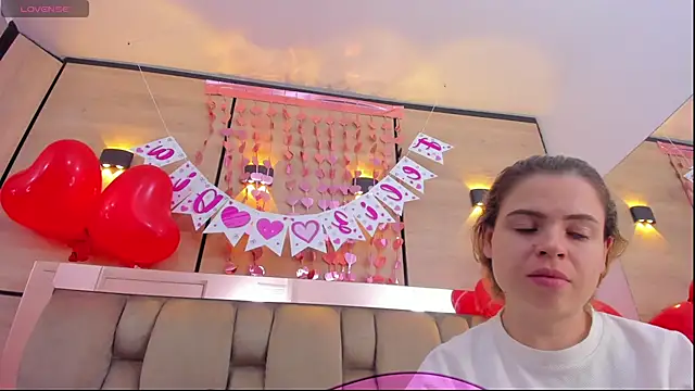 dorothy vegga online show from February 16, 2026, 3:24 am