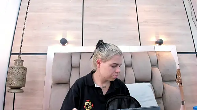 dorothy vegga online show from April 8, 2026, 3:50 am