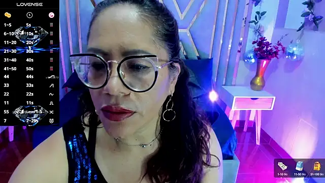 maria paulac online show from December 3, 2024, 7:32 am