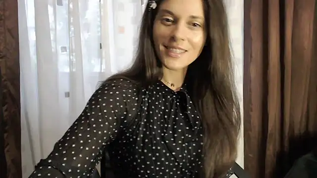 SweetBabyGirl212 online show from October 6, 2025, 3:20 pm